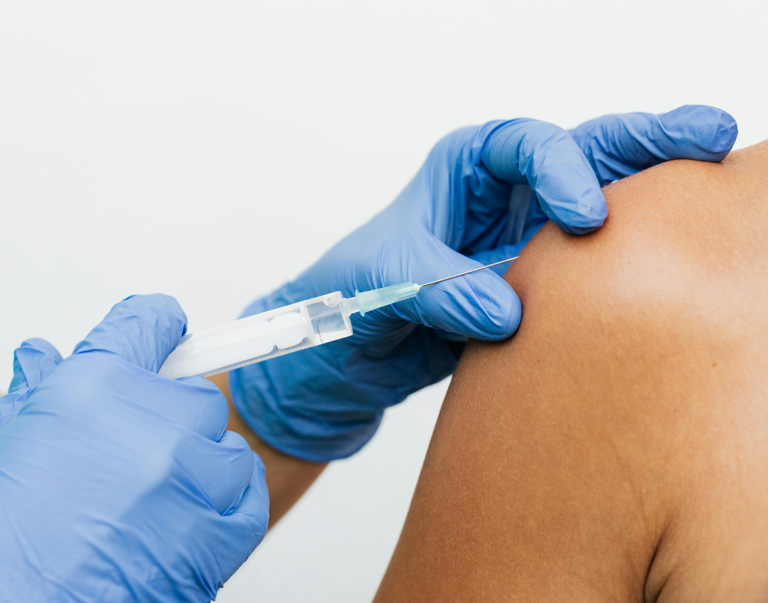 Perineural injection therapy targeting superficial nerves around a knee